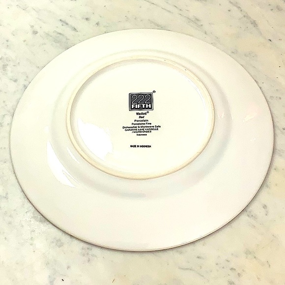222 FIFTH WEXFORD RED DINNER PLATE 10 3/4TH INCH RED GREEN PLAID GOLD NEW - Picture 6 of 6